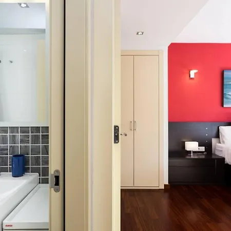 Modern Luxury Apartment Fira Bcn L'Hospitalet de Llobregat Exterior photo