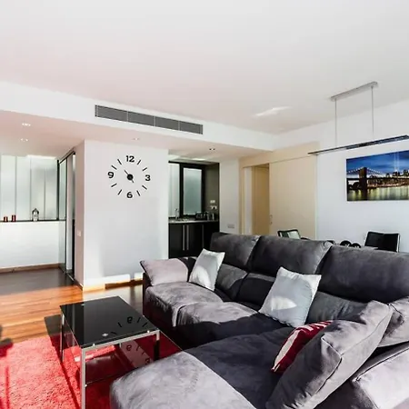 Modern Luxury Apartment Fira Bcn L'Hospitalet de Llobregat Exterior photo